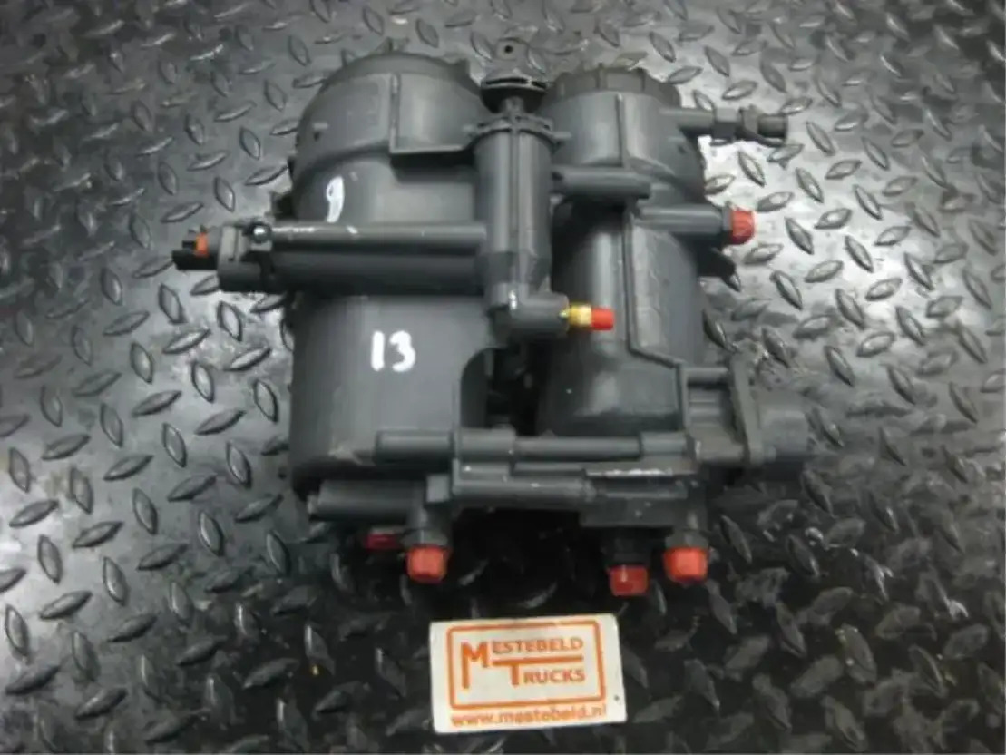 Scania Diesel filterhuis R-serie - Fuel system for Truck: picture 1 Scania Diesel filterhuis R-serie - Fuel system for Truck: picture 1