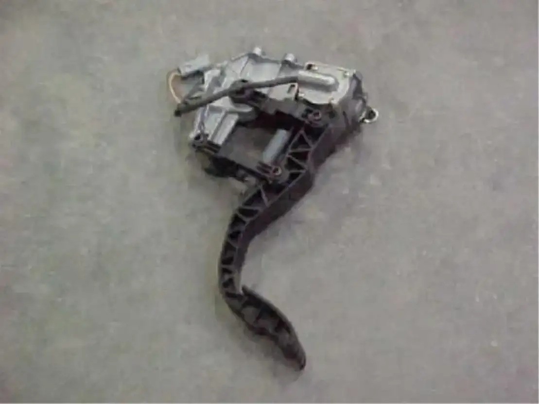 Scania G aspedaal 4 serie - Electrical system for Truck: picture 1 Scania G aspedaal 4 serie - Electrical system for Truck: picture 1