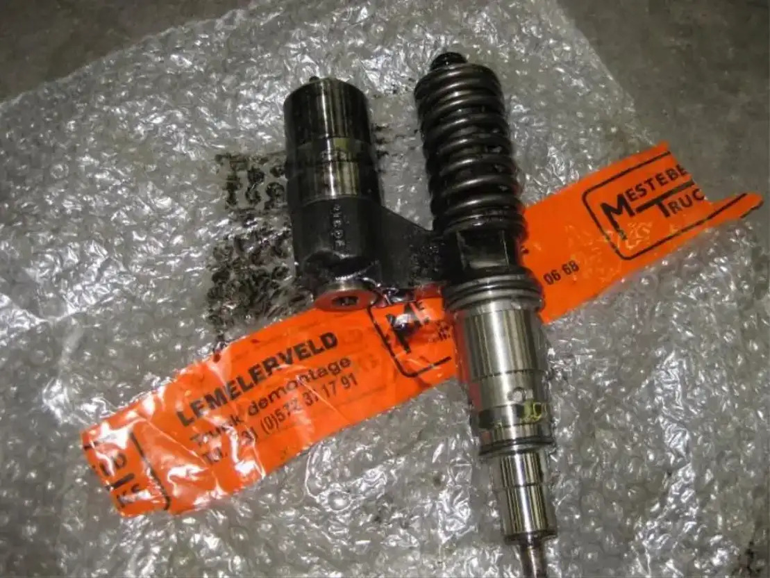 Scania Injektor P270 - Injector for Truck: picture 1 Scania Injektor P270 - Injector for Truck: picture 1