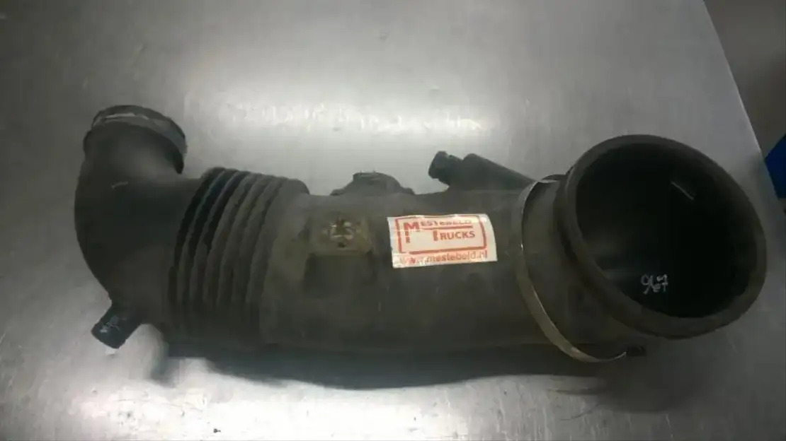 Scania Inlaatbuis P-G-R serie - Air intake pipe for Truck: picture 1 Scania Inlaatbuis P-G-R serie - Air intake pipe for Truck: picture 1