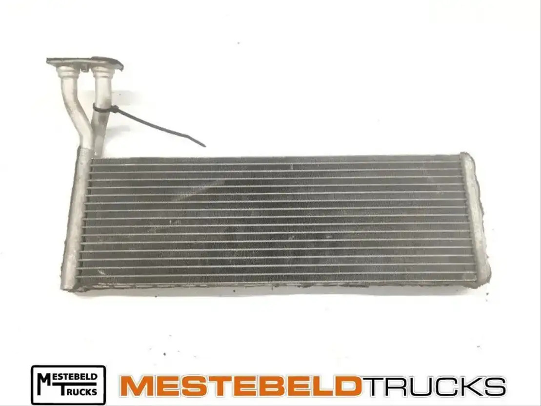 Scania Kachelradiateur - Cab and interior for Truck: picture 1 Scania Kachelradiateur - Cab and interior for Truck: picture 1