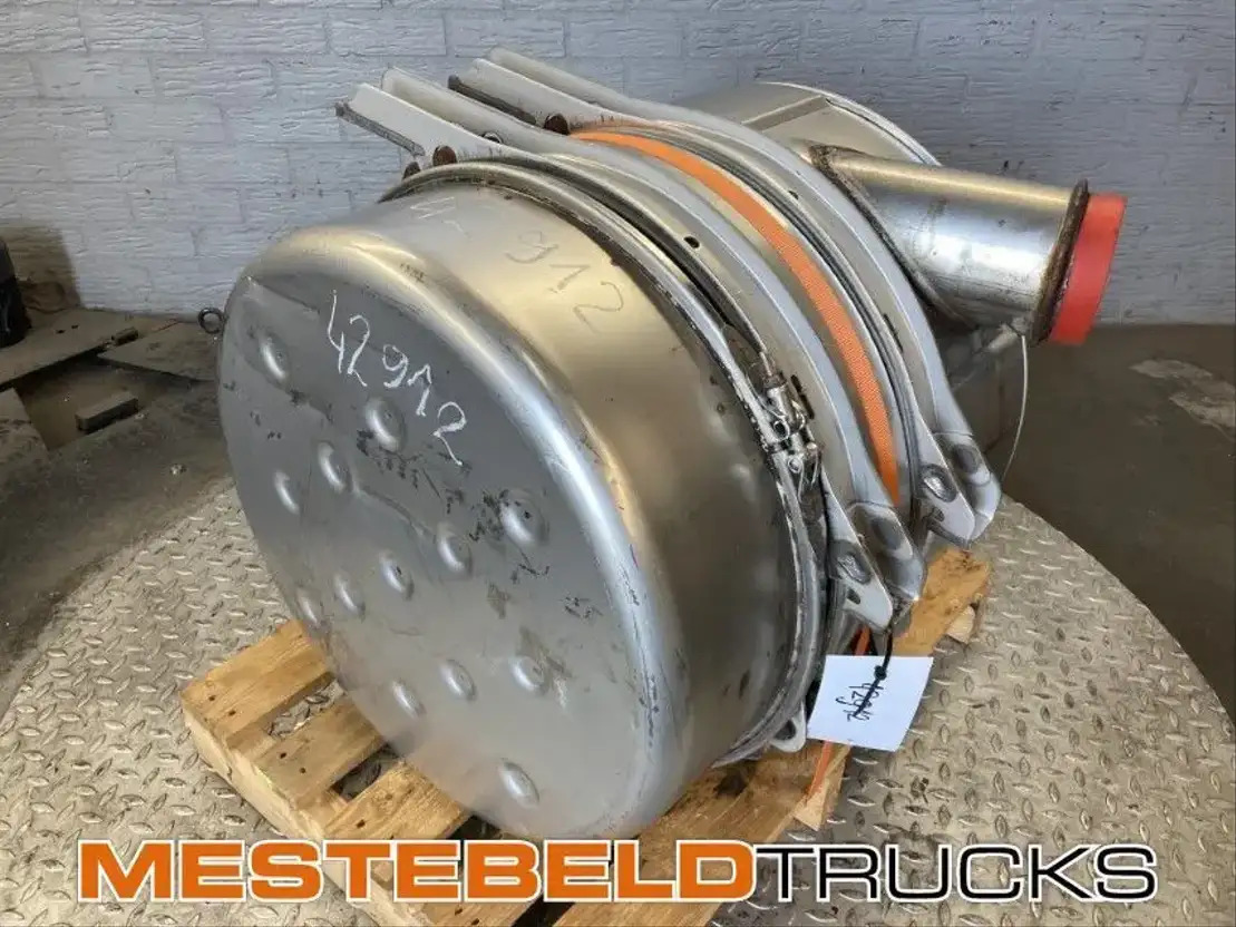 Scania Uitlaatdemper - Exhaust system for Truck: picture 1 Scania Uitlaatdemper - Exhaust system for Truck: picture 1