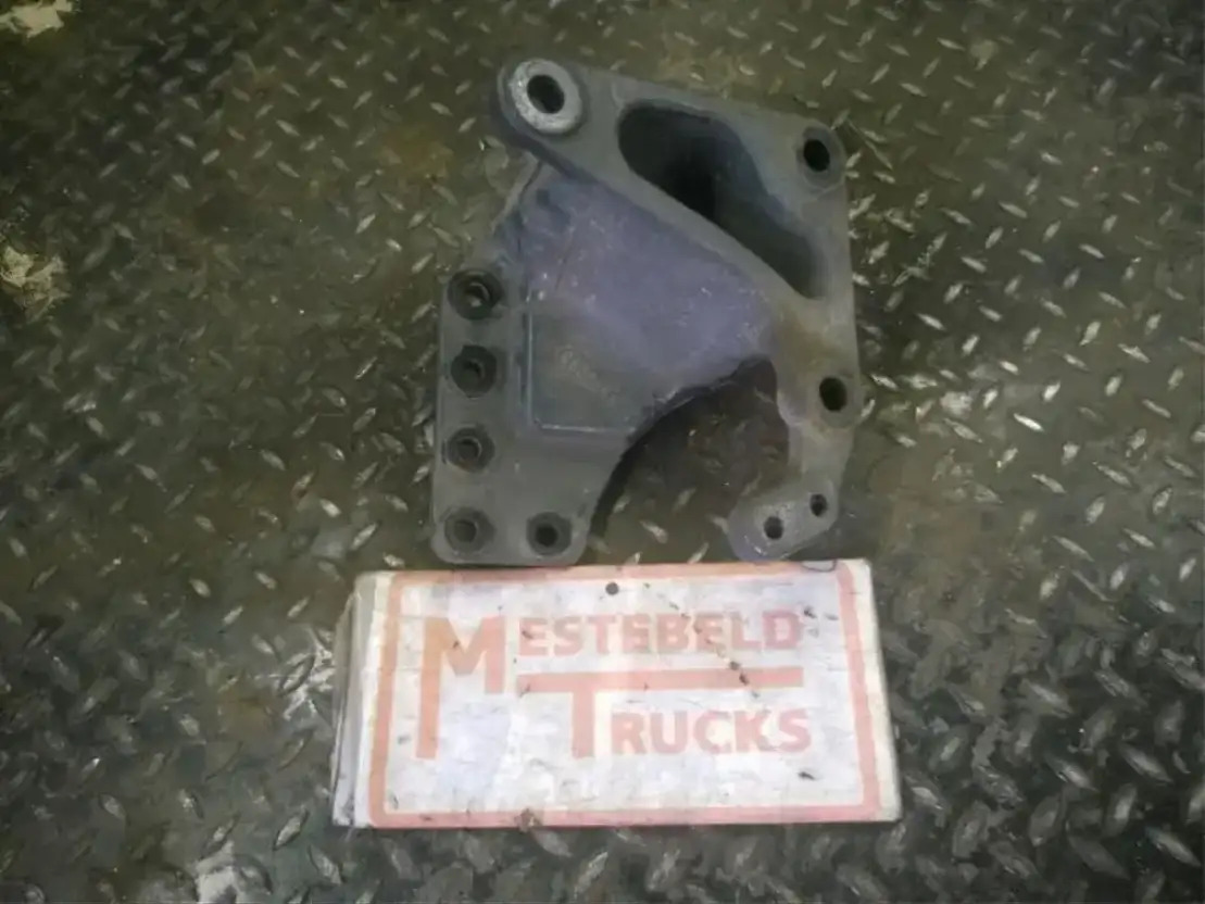 Volvo Stuurhuissteun FL240 - Steering for Truck: picture 1 Volvo Stuurhuissteun FL240 - Steering for Truck: picture 1