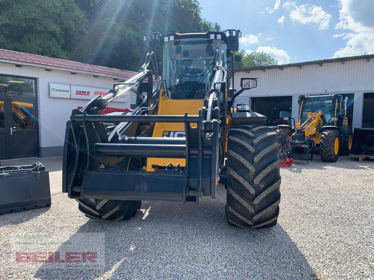 JCB 427 Agri Stage V HighLift - Wheel loader: picture 4 JCB 427 Agri Stage V HighLift - Wheel loader: picture 4