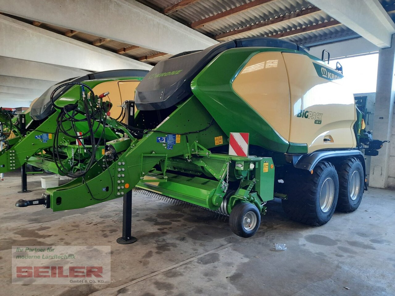 Krone Big Pack 1290 VC - Square baler: picture 2 Krone Big Pack 1290 VC - Square baler: picture 2