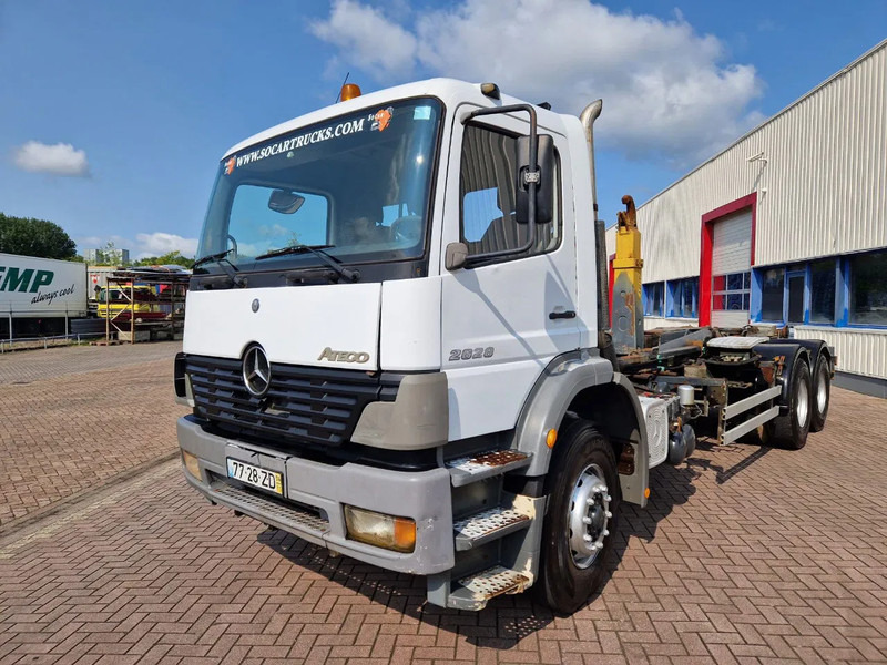 Mercedes-Benz Atego 2628 6x4, Manual gear, full steel suspension - Cab chassis truck: picture 2 Mercedes-Benz Atego 2628 6x4, Manual gear, full steel suspension - Cab chassis truck: picture 2