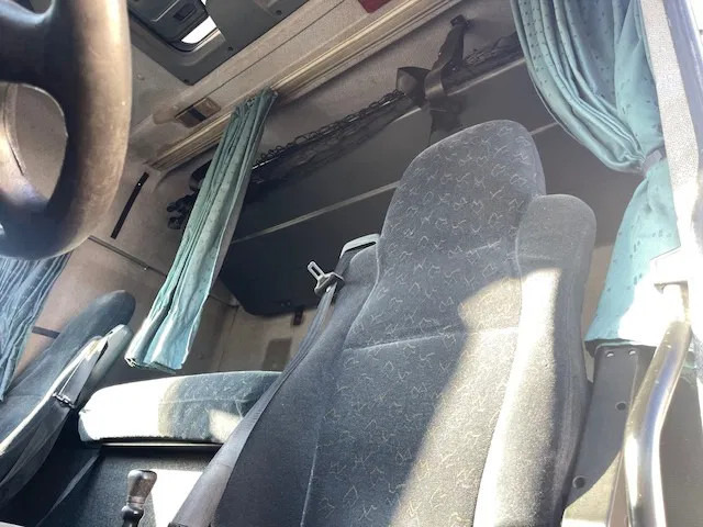 Tractor unit DAF XF 95.430 Manual-Gear Euro 3: picture 11 Tractor unit DAF XF 95.430 Manual-Gear Euro 3: picture 11