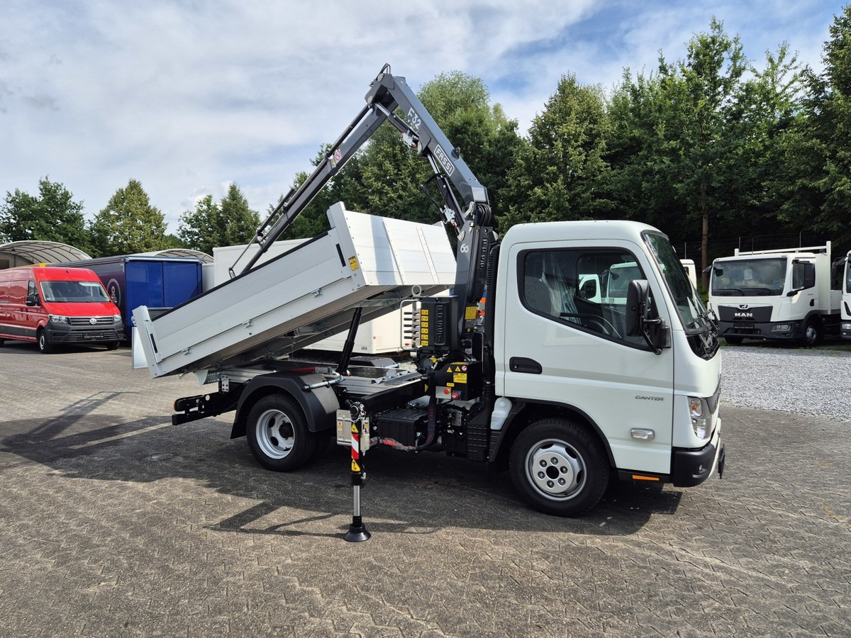 FUSO 3S15 Kipper mit Ladekran Funk 3x hydr. Kran - Tipper van: picture 3 FUSO 3S15 Kipper mit Ladekran Funk 3x hydr. Kran - Tipper van: picture 3