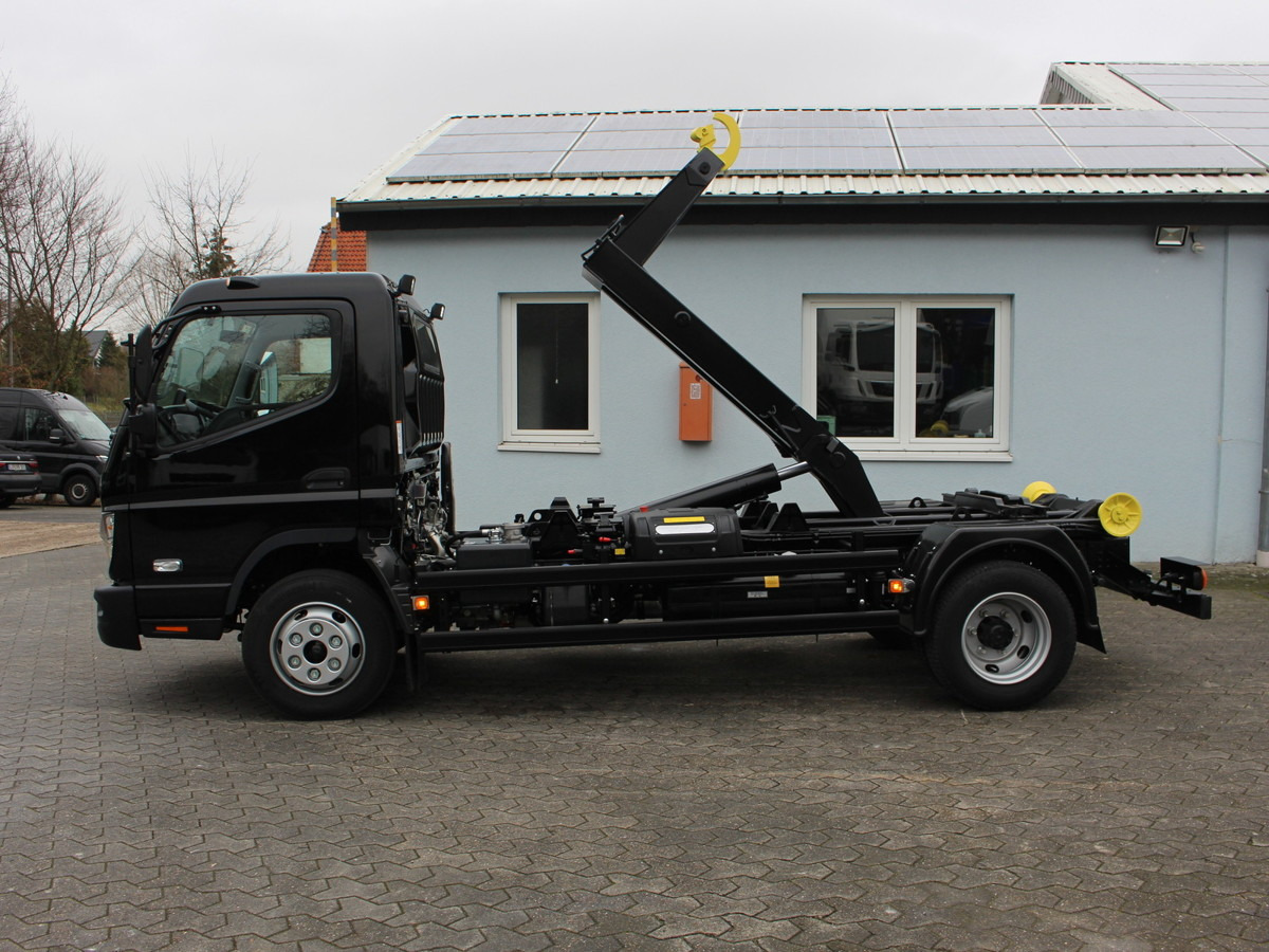 FUSO Canter FUSO 9C18 Duonic City Abrollkipper Black - Hook lift truck, Crane truck: picture 5 FUSO Canter FUSO 9C18 Duonic City Abrollkipper Black - Hook lift truck, Crane truck: picture 5
