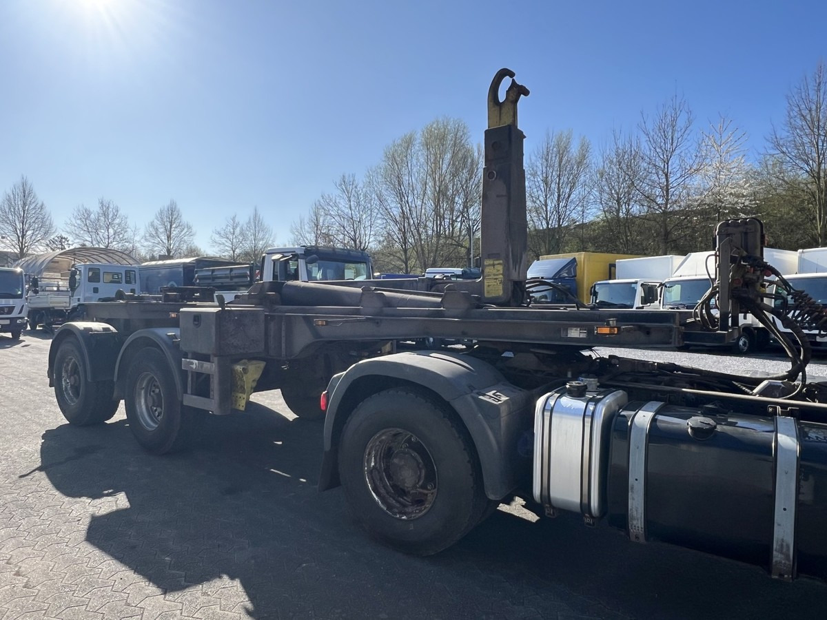 SHL20 Abrollkipper Hyva 30.65.SK1 Knick/Tele - Container transporter/ Swap body semi-trailer: picture 4 SHL20 Abrollkipper Hyva 30.65.SK1 Knick/Tele - Container transporter/ Swap body semi-trailer: picture 4