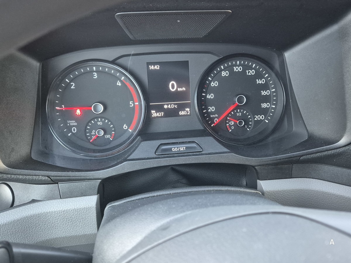 VW Crafter 35 Maxi L4H3, 1.Hand, 28tkm! - Panel van: picture 5 VW Crafter 35 Maxi L4H3, 1.Hand, 28tkm! - Panel van: picture 5