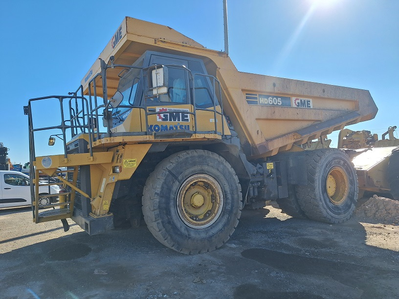 KOMATSU HD605-7EO - Rigid dumper/ Rock truck: picture 2 KOMATSU HD605-7EO - Rigid dumper/ Rock truck: picture 2