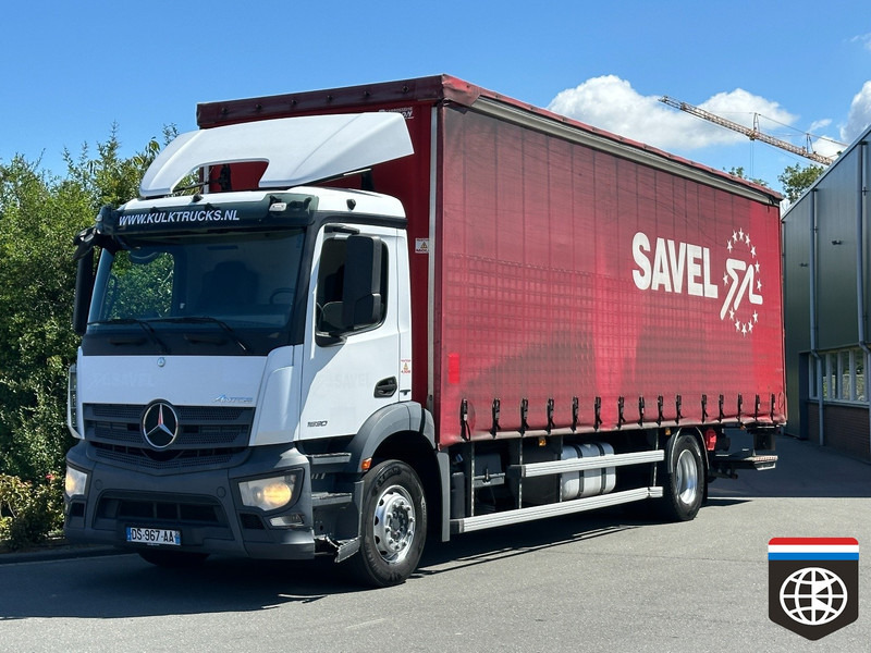 Curtainsider truck Mercedes-Benz ANTOS: picture 1