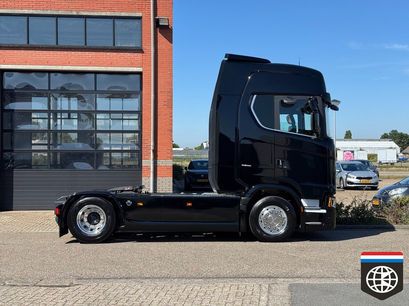 Scania 590 S King of the Road - FULL AIR - NEW TRUCK! - Tractor unit: picture 4 Scania 590 S King of the Road - FULL AIR - NEW TRUCK! - Tractor unit: picture 4