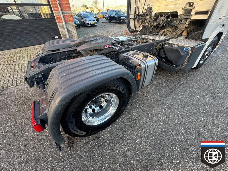 Scania R450 PTO HYDRAULIC / ALU WHEELS / RETARDER / CLEAN NL TRUCK - Tractor unit: picture 3 Scania R450 PTO HYDRAULIC / ALU WHEELS / RETARDER / CLEAN NL TRUCK - Tractor unit: picture 3