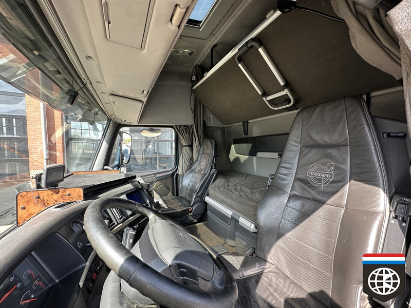 Refrigerator truck Volvo FH 420 6X2 FLOWER TRUCK RACE HORSE / SMART TACHO 2 / DIESEL REFRIGR.: picture 13