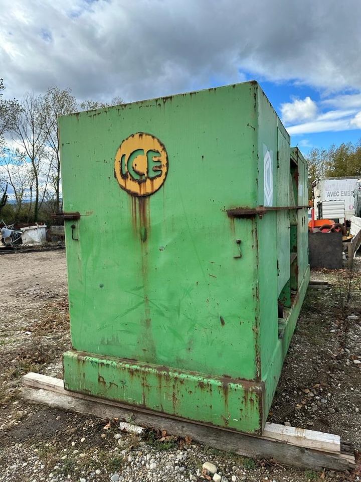 ICE 8514 + 780 - Pile driver: picture 1 ICE 8514 + 780 - Pile driver: picture 1