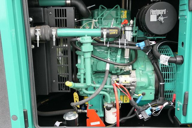 Cummins Stromgenerator, 15 kVA, sofort vefügbar - Generator set: picture 2 Cummins Stromgenerator, 15 kVA, sofort vefügbar - Generator set: picture 2