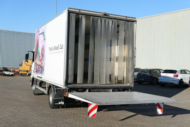 MAN 12.220 TGL BL, Carrier XARIOS 600, LBW, 2 Kamern - Refrigerator truck: picture 5 MAN 12.220 TGL BL, Carrier XARIOS 600, LBW, 2 Kamern - Refrigerator truck: picture 5