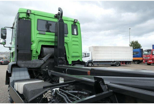 Hook lift truck MAN 26.390 TGA BL 6x4, VDL S-21 6200, Klima, Luftfe.: picture 8 Hook lift truck MAN 26.390 TGA BL 6x4, VDL S-21 6200, Klima, Luftfe.: picture 8