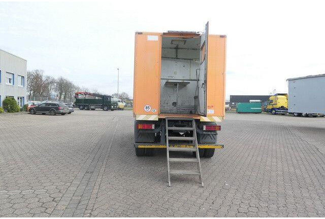 Mercedes-Benz 1518 A Atego 4X4, Klima, AHK, Allrad, Rolltor - Box truck: picture 4 Mercedes-Benz 1518 A Atego 4X4, Klima, AHK, Allrad, Rolltor - Box truck: picture 4
