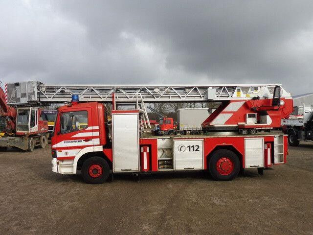 Mercedes-Benz 1528 ATEGO 4x2, Drehleiter DL23-12, Metz, 30m - Fire truck: picture 2 Mercedes-Benz 1528 ATEGO 4x2, Drehleiter DL23-12, Metz, 30m - Fire truck: picture 2