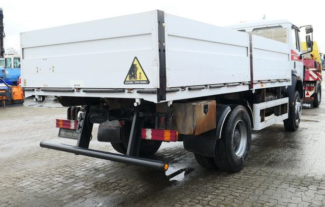 Mercedes-Benz 1824 AK 4x4, Allrad, AHK, Blattfederung, 168tkm - Dropside/ Flatbed truck: picture 5 Mercedes-Benz 1824 AK 4x4, Allrad, AHK, Blattfederung, 168tkm - Dropside/ Flatbed truck: picture 5