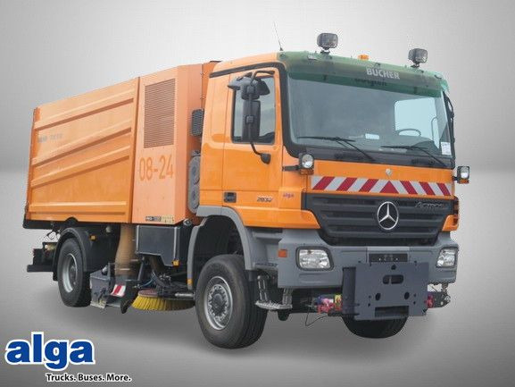 Mercedes-Benz 2032 A Actros 4x4, Bucher STKF 9500, Airport, AC - Road sweeper: picture 1 Mercedes-Benz 2032 A Actros 4x4, Bucher STKF 9500, Airport, AC - Road sweeper: picture 1