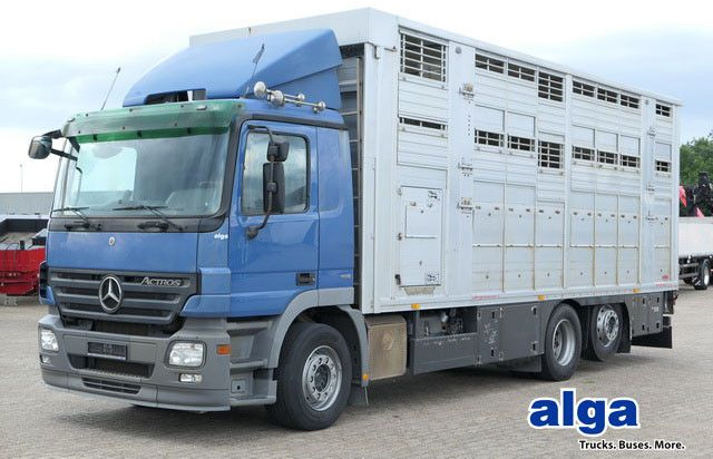 Mercedes-Benz 2541 L Actros 6x2, Finkl, 3 Stock,Kombi Liner XL - Horse truck: picture 1 Mercedes-Benz 2541 L Actros 6x2, Finkl, 3 Stock,Kombi Liner XL - Horse truck: picture 1