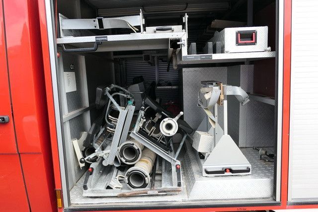 Mercedes-Benz 814 F/Feuerwehr/Pumpe/9 Sitze - Fire truck, Combi van: picture 5 Mercedes-Benz 814 F/Feuerwehr/Pumpe/9 Sitze - Fire truck, Combi van: picture 5