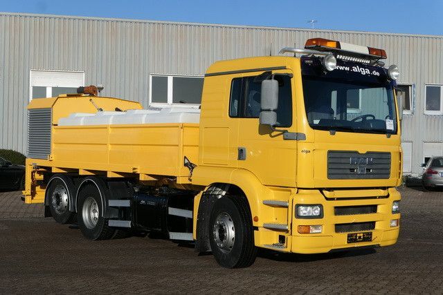 MAN 26.413/6x2/4x 2000 ltr. Tanks/Deutz Motor - Municipal/ Special vehicle: picture 4 MAN 26.413/6x2/4x 2000 ltr. Tanks/Deutz Motor - Municipal/ Special vehicle: picture 4