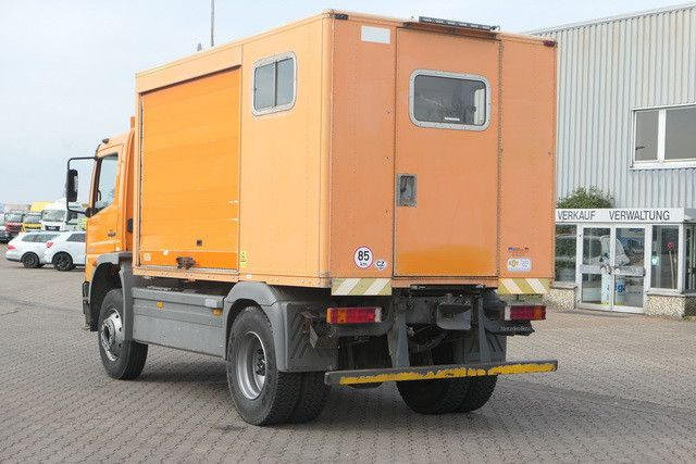Mercedes-Benz 1518 A Atego 4X4, Klima, AHK, Allrad, Rolltor - Municipal/ Special vehicle, Box truck: picture 3 Mercedes-Benz 1518 A Atego 4X4, Klima, AHK, Allrad, Rolltor - Municipal/ Special vehicle, Box truck: picture 3