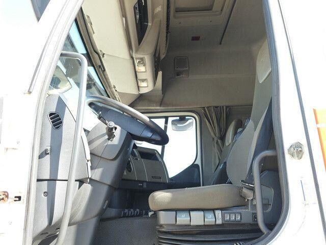 Renault 380-DXI11 PREMIUM, 2x AHK, Sitz-Liegekombination - Cab chassis truck: picture 4 Renault 380-DXI11 PREMIUM, 2x AHK, Sitz-Liegekombination - Cab chassis truck: picture 4