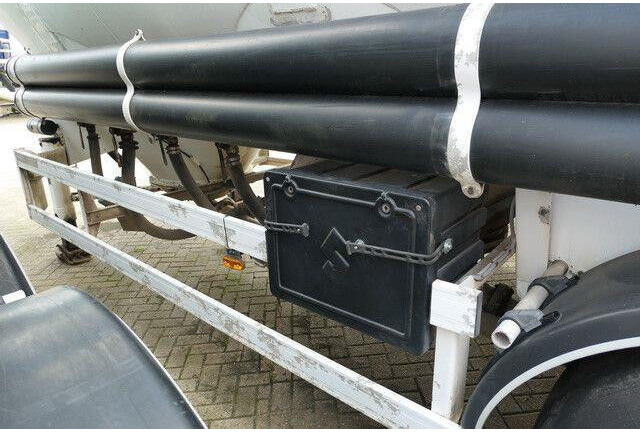 SPITZER SF 2743 PI, Zement, Alu-Felgen, 43m³, 1 Kammer - Tank semi-trailer: picture 5 SPITZER SF 2743 PI, Zement, Alu-Felgen, 43m³, 1 Kammer - Tank semi-trailer: picture 5