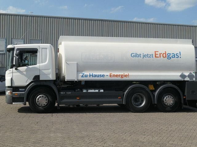 Scania P 320 6x2, Lindner & Fischer, 19m³, 3 Kammern - Tank truck: picture 2 Scania P 320 6x2, Lindner & Fischer, 19m³, 3 Kammern - Tank truck: picture 2
