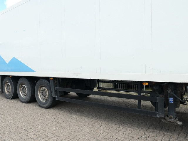 Schmitz Cargobull SKO 24, Doppelstock, Carrier Maxima, Trennwand - Refrigerator semi-trailer: picture 2 Schmitz Cargobull SKO 24, Doppelstock, Carrier Maxima, Trennwand - Refrigerator semi-trailer: picture 2