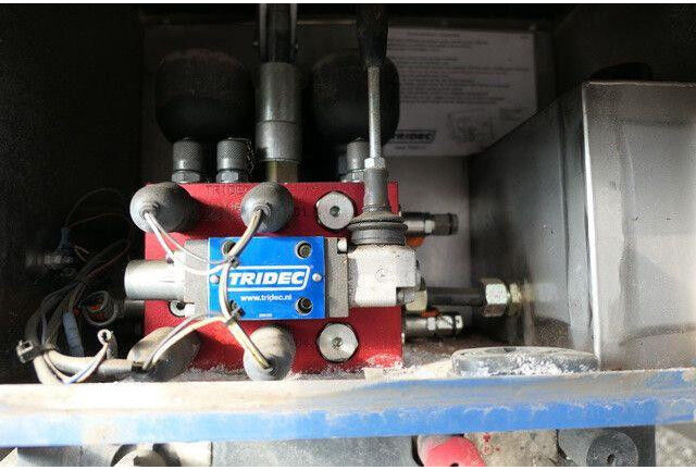 Schütte SAL35, Tiefbett 8,7m, 2x gelenkt, BPW - Low loader semi-trailer: picture 4 Schütte SAL35, Tiefbett 8,7m, 2x gelenkt, BPW - Low loader semi-trailer: picture 4