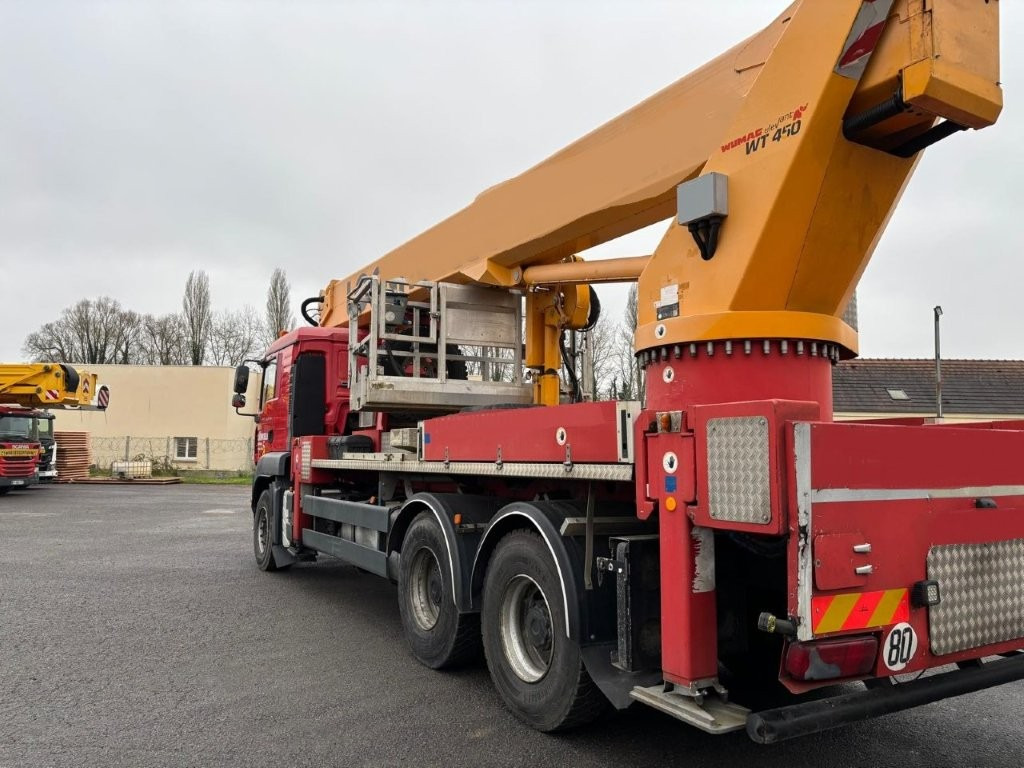 MAN TGA 26-400 - Crane truck: picture 1 MAN TGA 26-400 - Crane truck: picture 1