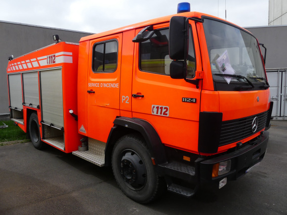 Camion de pompier Mercedes-Benz 1124F (1996-31.393 km) - Fire truck: picture 2 Camion de pompier Mercedes-Benz 1124F (1996-31.393 km) - Fire truck: picture 2