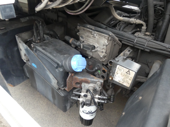 REF:1444 - Camion poubelle Renault Access (2013-185.358 km) (VIN:SEG1930BL5BD17234) - Garbage truck: picture 5 REF:1444 - Camion poubelle Renault Access (2013-185.358 km) (VIN:SEG1930BL5BD17234) - Garbage truck: picture 5