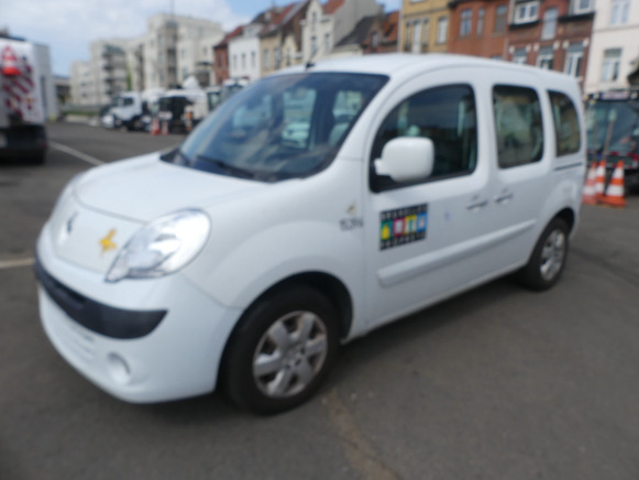 REF:15396 - Voiture Renault Kangoo 1.5 D (2011-85.809 km) - SUV: picture 1 REF:15396 - Voiture Renault Kangoo 1.5 D (2011-85.809 km) - SUV: picture 1
