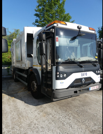REF:8490 - Camion poubelle Renault Access (2014-236.794 km) - Garbage truck: picture 2 REF:8490 - Camion poubelle Renault Access (2014-236.794 km) - Garbage truck: picture 2