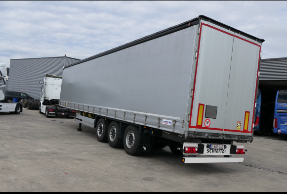 Semi remorque à rideaux coulissants Schmitz Cargobull Plateau bâché et fond prévu pour transport de bobines - Curtainsider semi-trailer: picture 5 Semi remorque à rideaux coulissants Schmitz Cargobull Plateau bâché et fond prévu pour transport de bobines - Curtainsider semi-trailer: picture 5