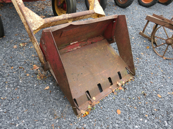 Tracteur agricole avec chargeur frontal David Brown 950( VIN: 950A401320) - Farm tractor: picture 3 Tracteur agricole avec chargeur frontal David Brown 950( VIN: 950A401320) - Farm tractor: picture 3