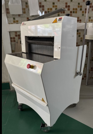 Trancheuse à pain JAC duro 450 - Bakery equipment: picture 4 Trancheuse à pain JAC duro 450 - Bakery equipment: picture 4