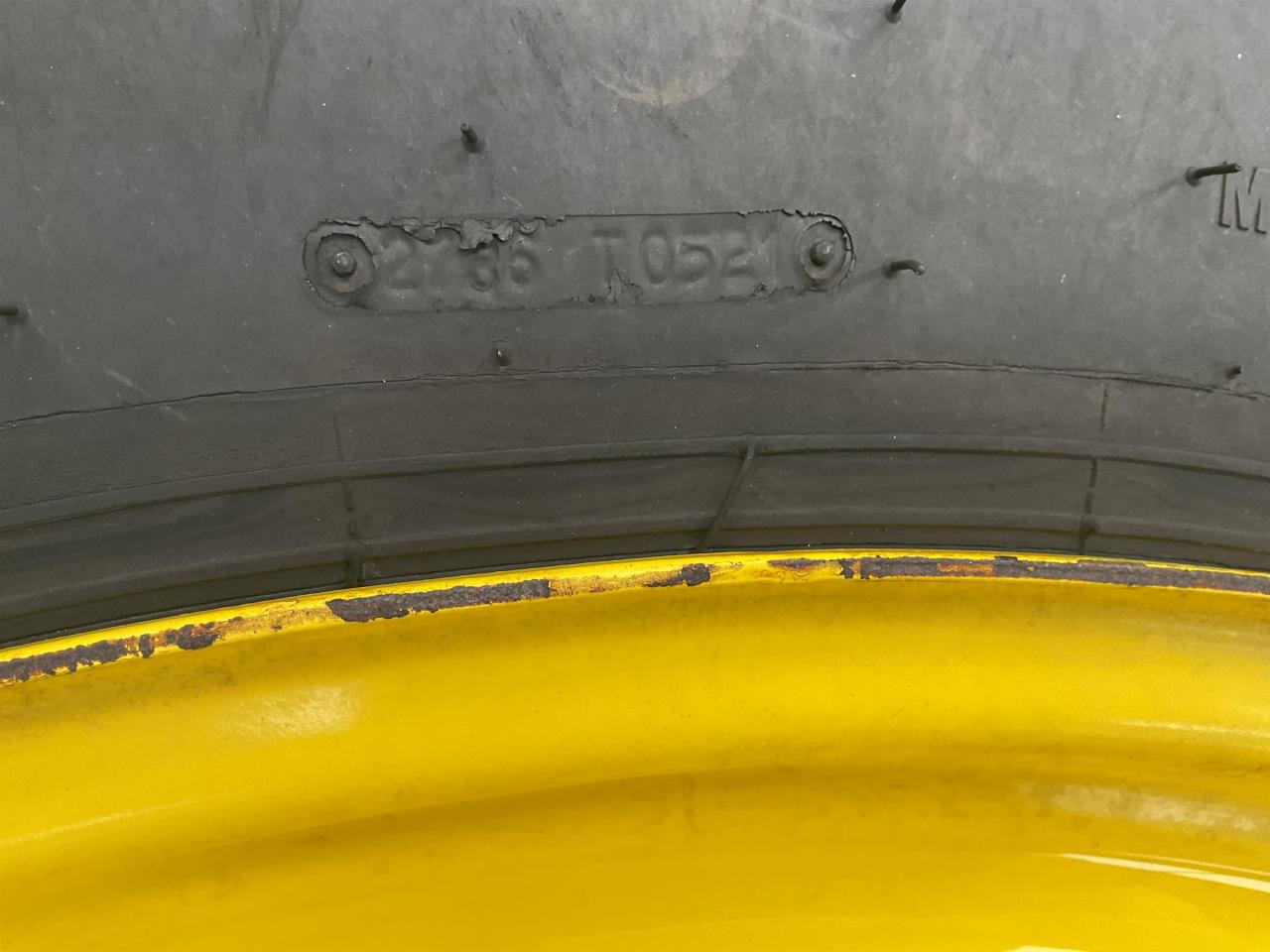 Alliance 270/95R36 - Tire for Agricultural machinery: picture 5 Alliance 270/95R36 - Tire for Agricultural machinery: picture 5