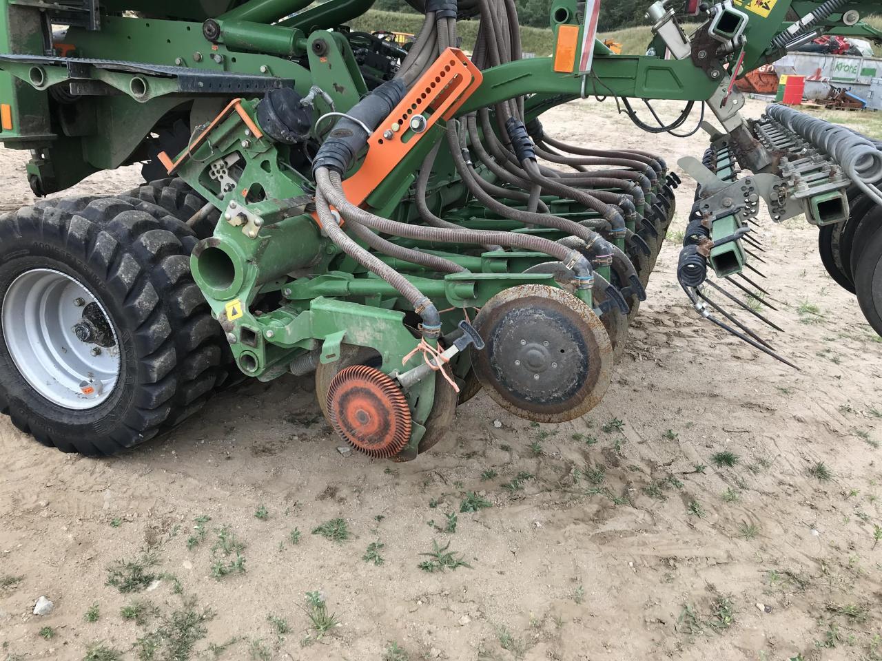 Amazone Cirrus 6003-2 - Seed drill: picture 3 Amazone Cirrus 6003-2 - Seed drill: picture 3