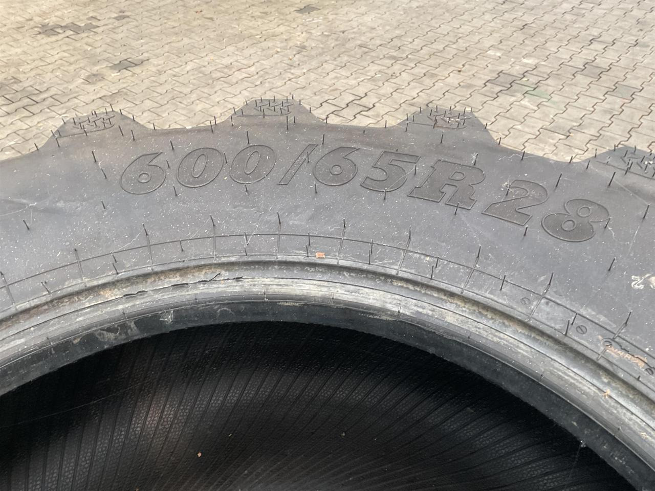 BKT 600/65R28 - Tire for Agricultural machinery: picture 2 BKT 600/65R28 - Tire for Agricultural machinery: picture 2