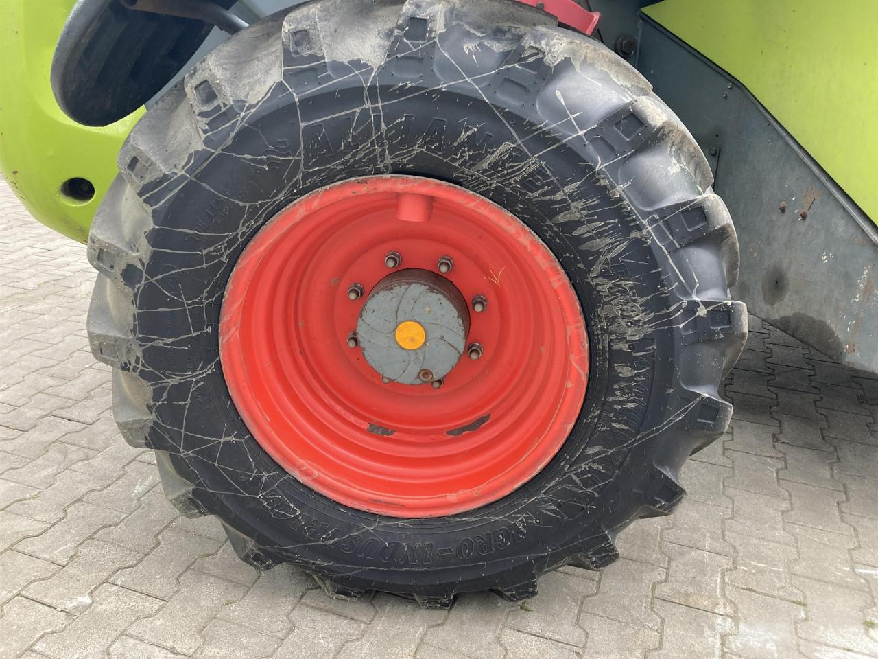 Telescopic handler CLAAS Scorpion 9040 VariPower: picture 8
