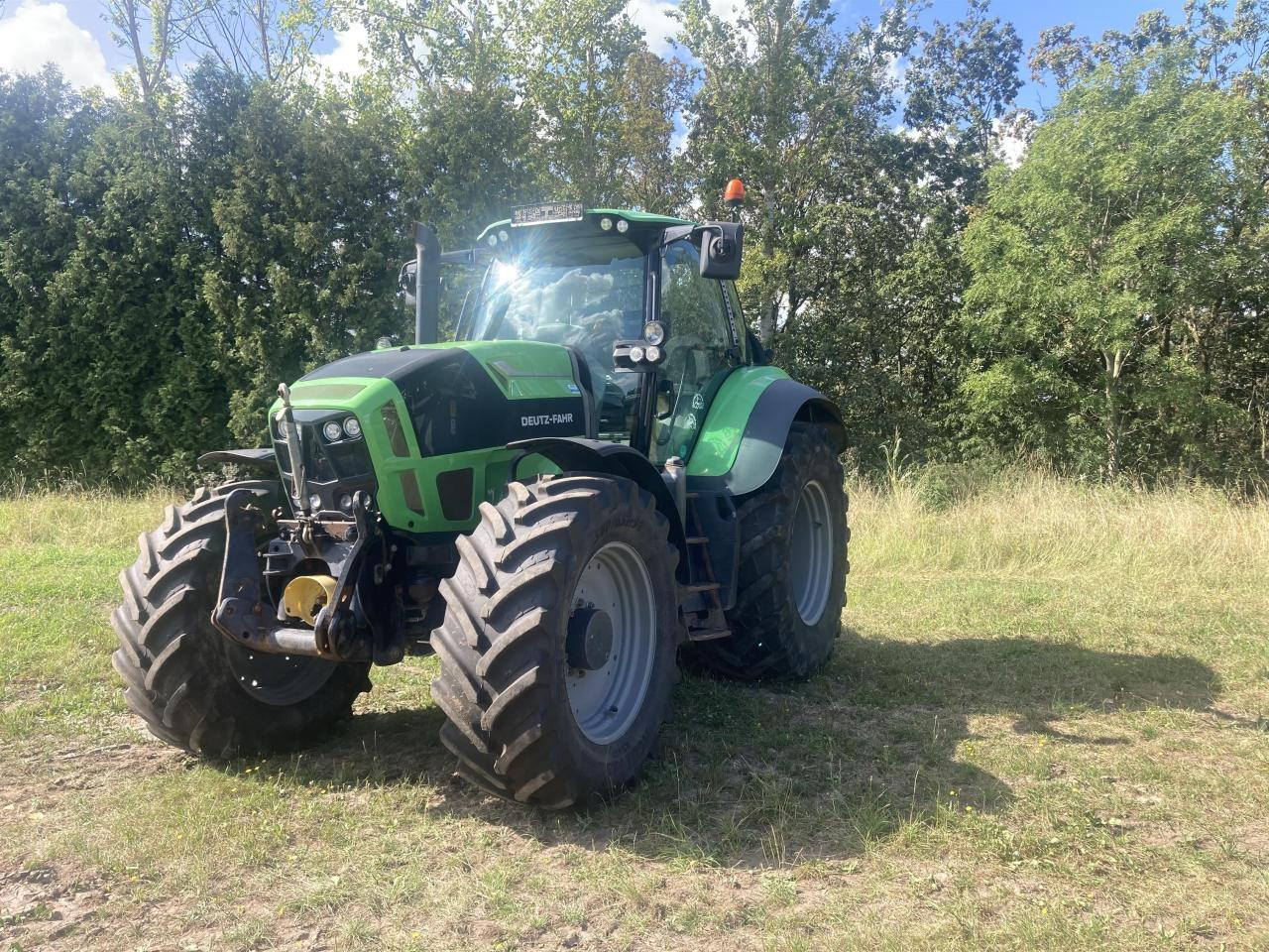 Deutz-Fahr 7250TTV - Farm tractor: picture 1 Deutz-Fahr 7250TTV - Farm tractor: picture 1